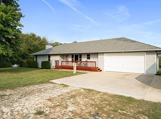 7930 SE Ratner Rd, Berryton, KS 66409