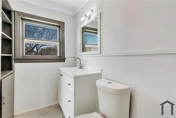 305 N Robinson St #C — Photo 26
