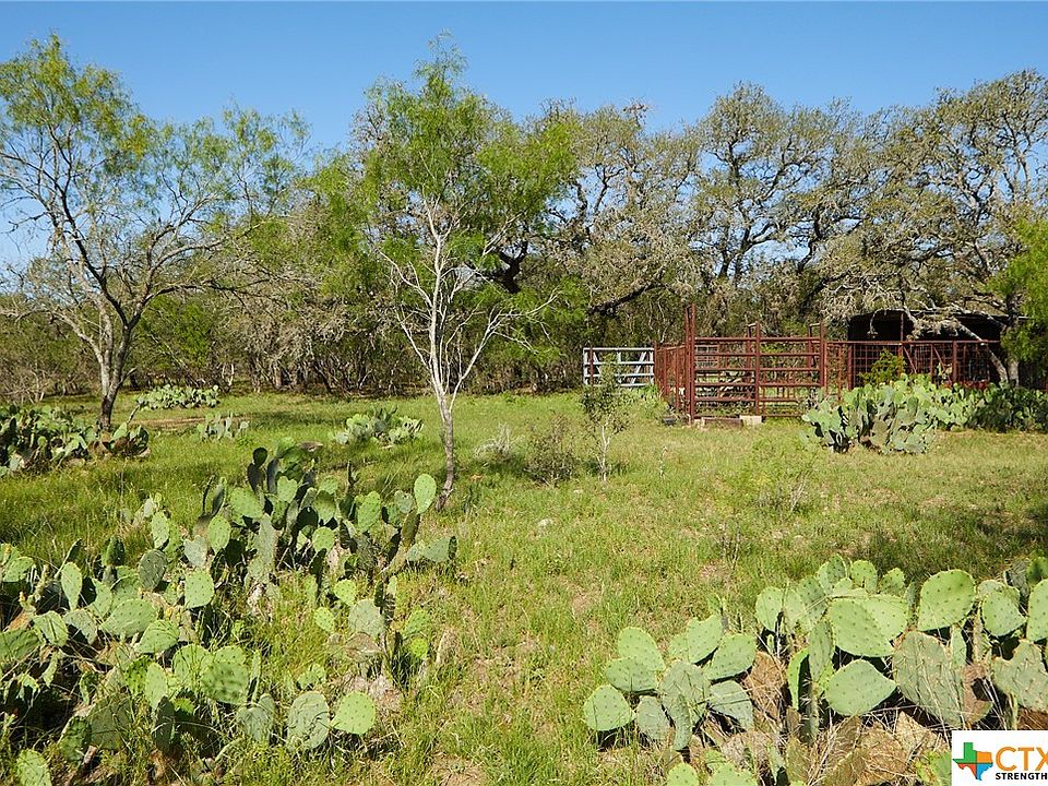 1828 County Road 312, D Hanis, TX 78850 MLS 506406 Zillow