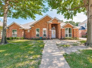 6204 Millwood Ct, Arlington, TX 76016