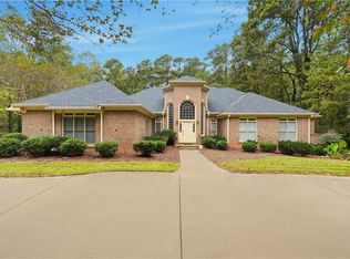 1988 Fairgreen Dr, Stone Mountain, GA 30087