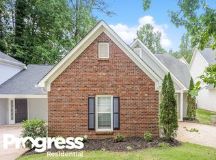 515 N Fairfield Dr, Peachtree City, GA 30269