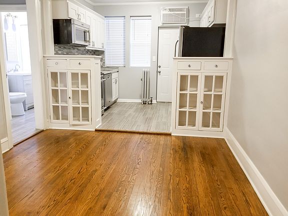 4th image of 4354 W Drummond Pl #4356-2