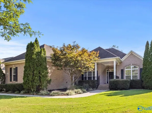 2904 Oakleigh Ln SE, Owens Cross Roads, AL 35763