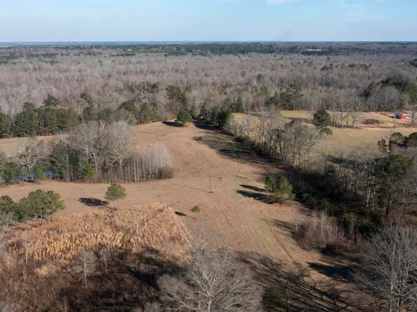 12233 Highway 35 N, Forest, MS 39074