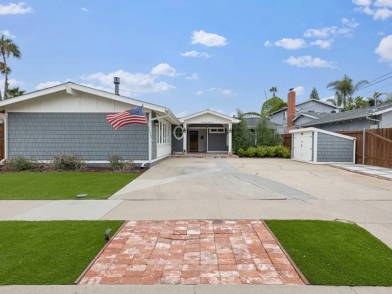 4852 Mount Almagosa Dr — Photo 41