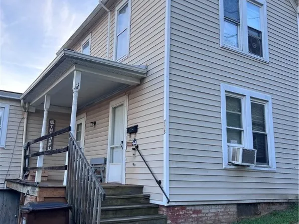 703 9th St, Marietta, OH 45750