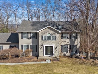 2501 Foxwood Ln, Vestal, NY, 13850