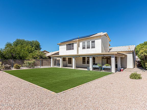 4th image of 8893 N Willeta Dr
