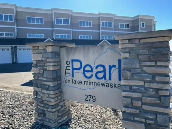 279 Minnesota Ave W APT 102, Glenwood, MN 56334