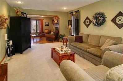 5th image of 1219 Sugarbush Ln