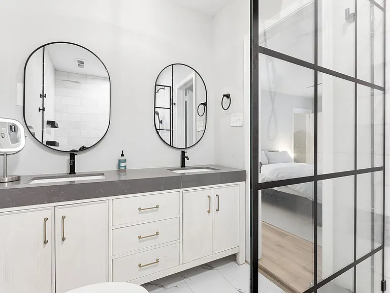 910 Baldwin Ave — Photo 10