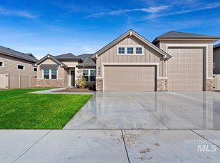 8796 E Lavender Dr, Nampa, ID 83687