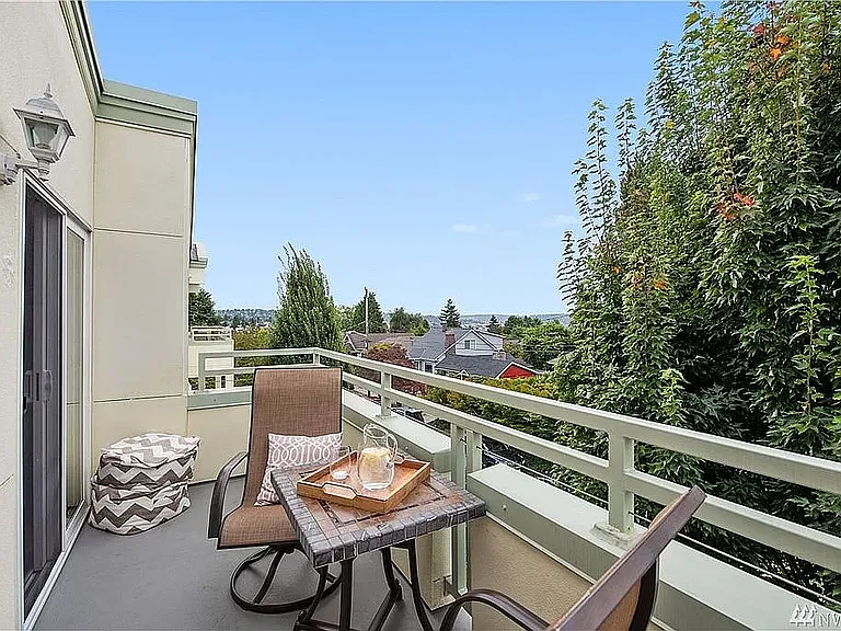 (Staged) South-facing patio with views over Sunset Hill/Ballard