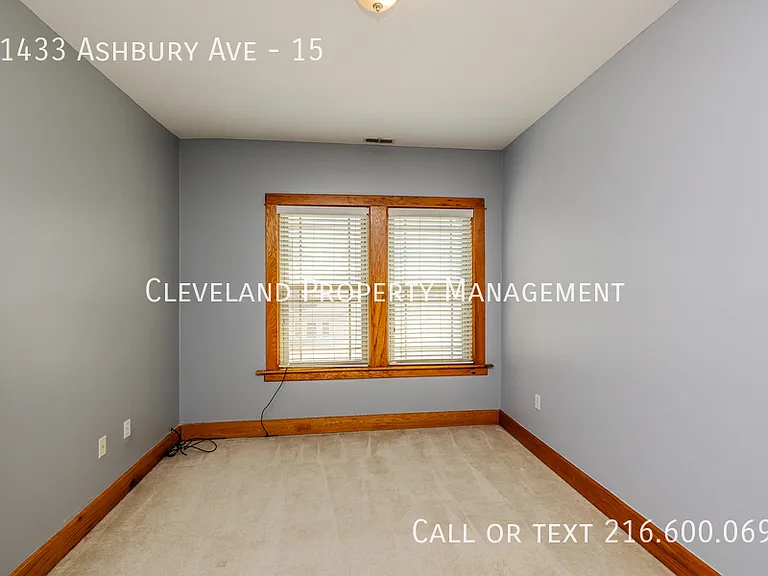 11433 Ashbury Ave #15 — Photo 17