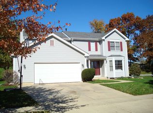 2674 Kettlehook Dr, Elgin, IL 60124