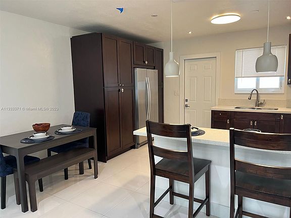 2nd image of 257 NE 118th St #257
