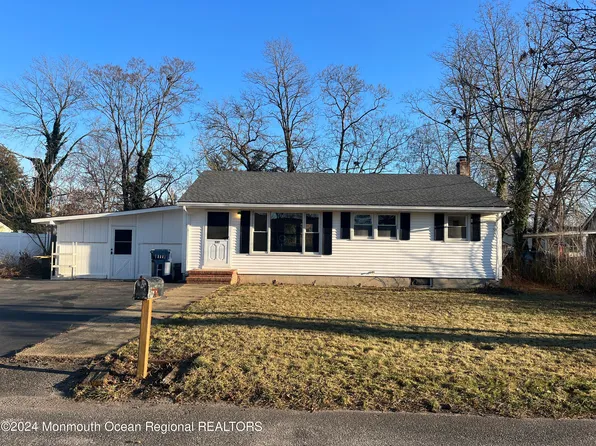 537 Mermaid Avenue, Beachwood, NJ 08722