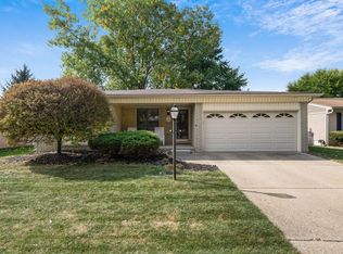 33185 Ione Dr, Sterling Heights, MI 48310