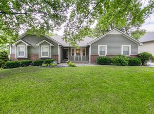 712 SE Basil Ct, Lees Summit, MO 64063