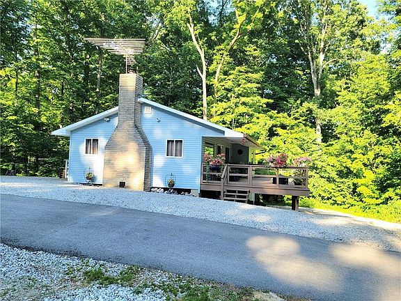 2nd image of 10956 Hillside Dr