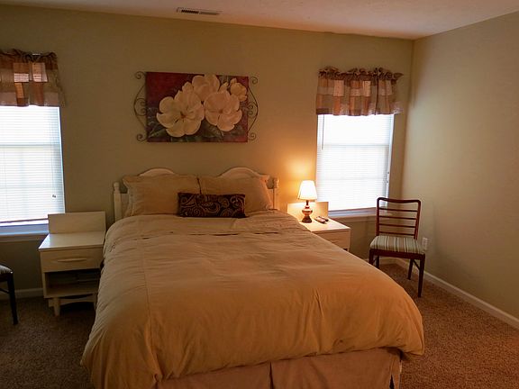 4th image of 6448 Titania Dr