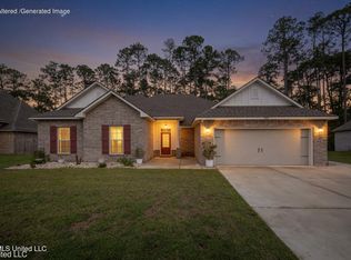 9387 Taylor Pl, Ocean Springs, MS 39564