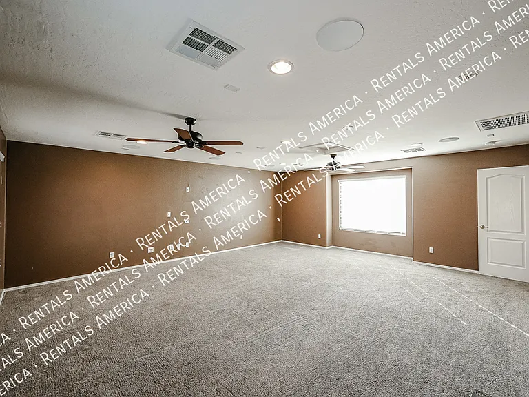 2614 W Florentine Rd — Photo 24