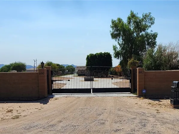 690 Riviera Dr, Blythe, CA 92225