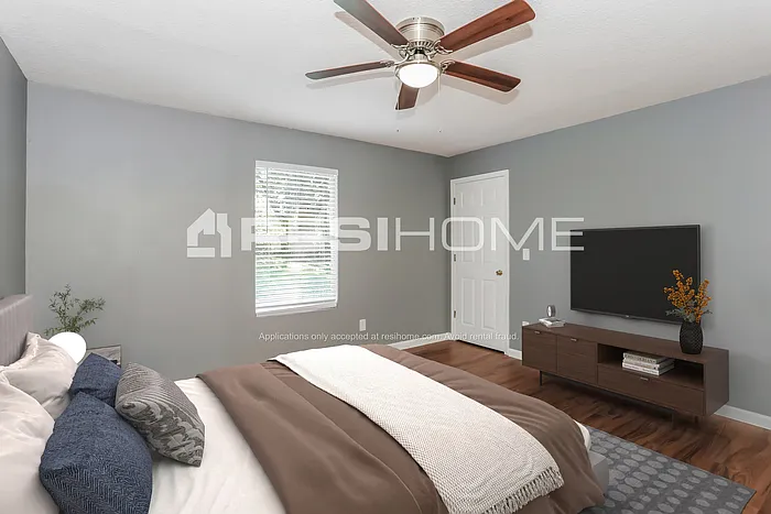 10334 Bradley Rd — Photo 7