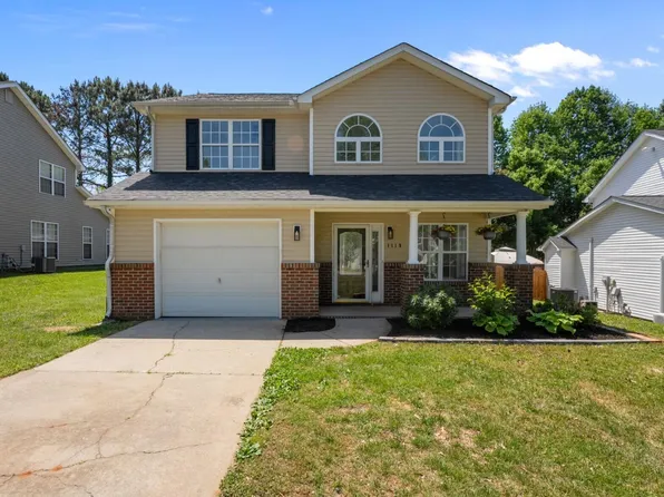 1119 Briarwood Dr, Mebane, NC 27302