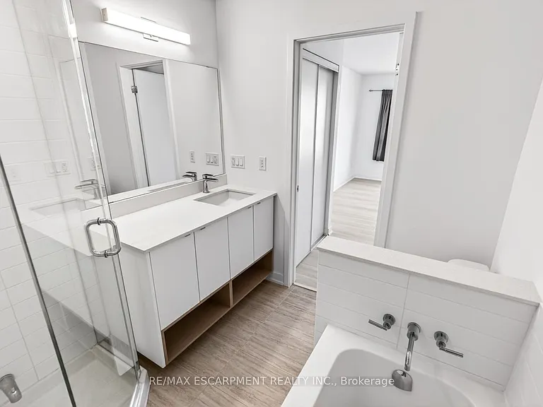 1121 Cooke Blvd #32 — Photo 38