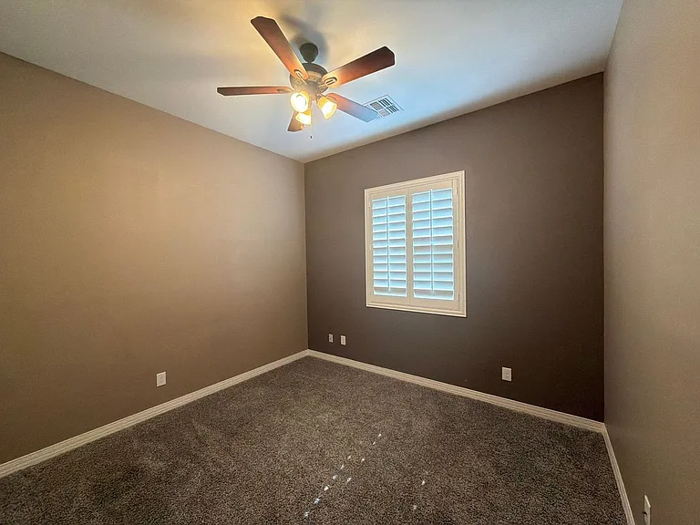 15959 W Cameron Dr — Photo 4
