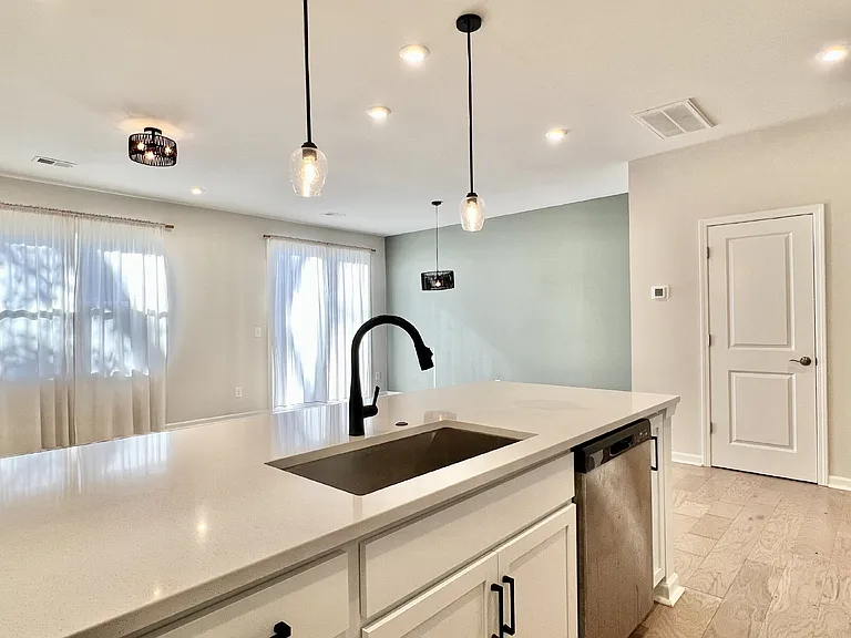 5348 Somerset Hill Ln — Photo 9