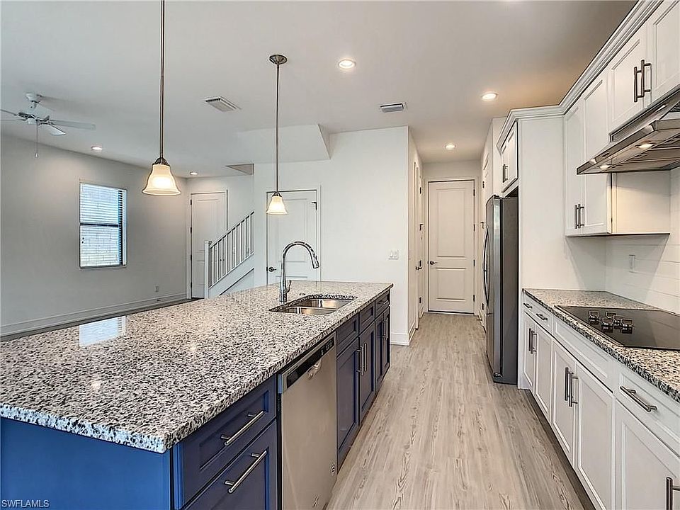 1st image of 12968 Pembroke Dr