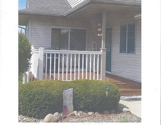 2nd image of 1353 Gleneagle Pl