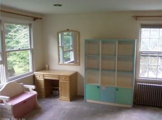 29 Muirfield Rd, Orange, CT 06477