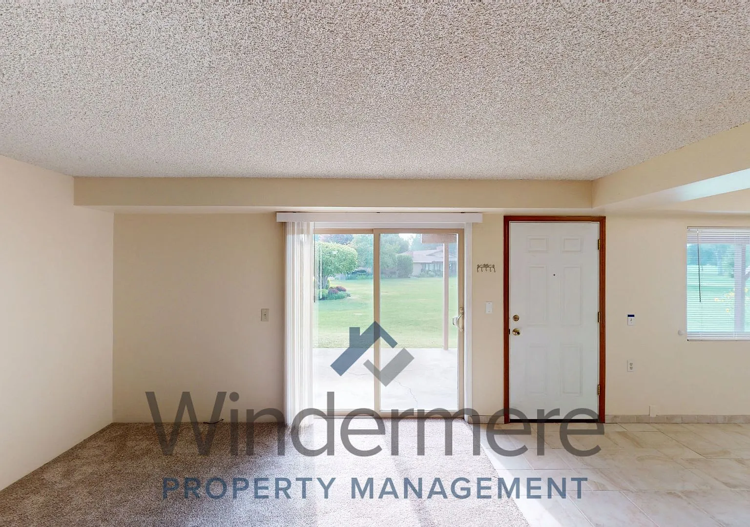 763 1/2 Village Way - Golf Course View — Photo 4