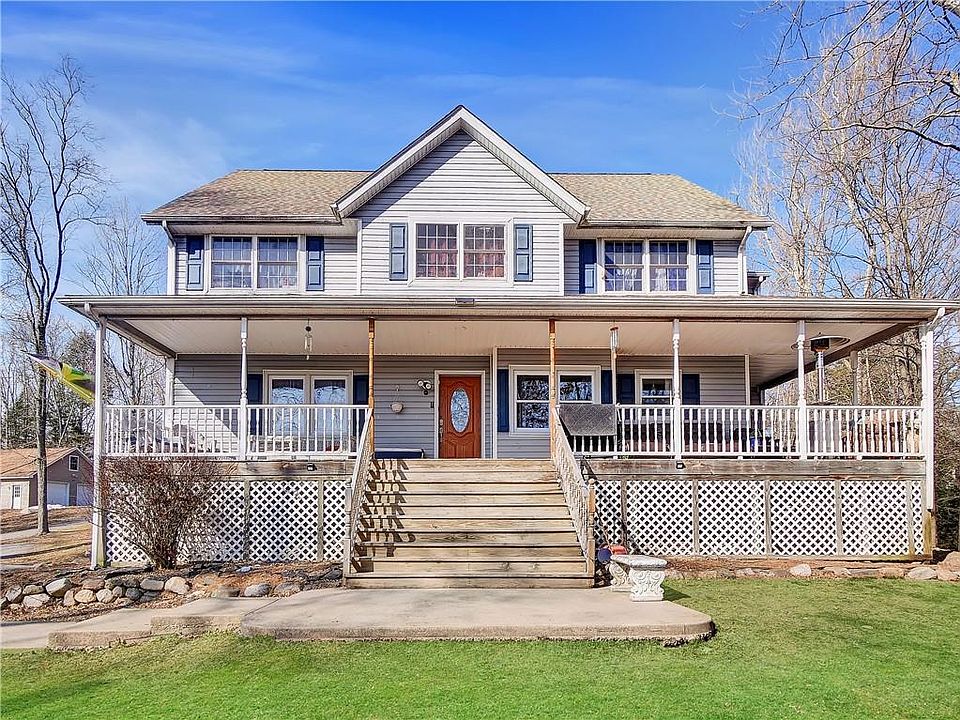 1st image of 300 Bruyn Avenue