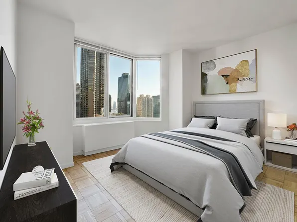 240 East 39th Street image 1 of 11