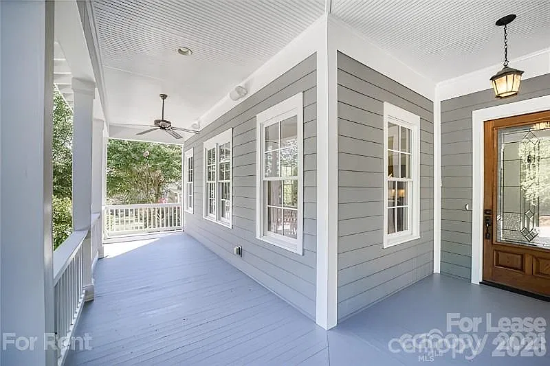 4 bed, 3.5 bath, $3,900 — Photo 2