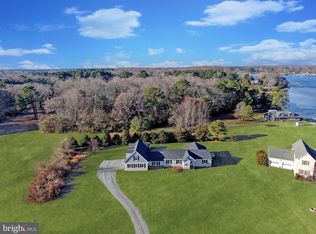 2755 Sunnybank Rd, Reedville, VA 22539