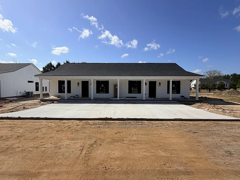 100 Pilot Station Dr #A — Photo 1