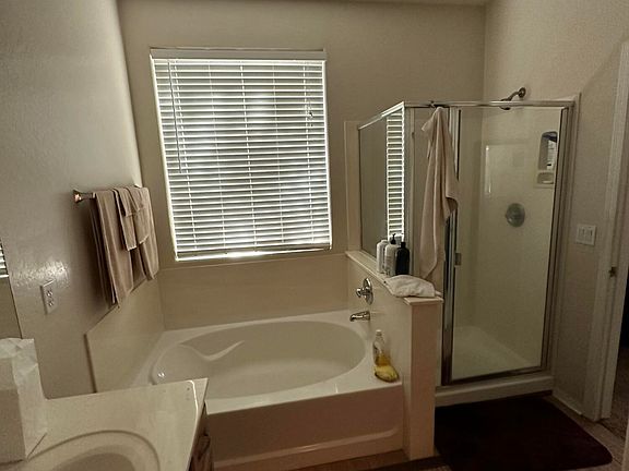 5th image of 108 S 152ND Avenue