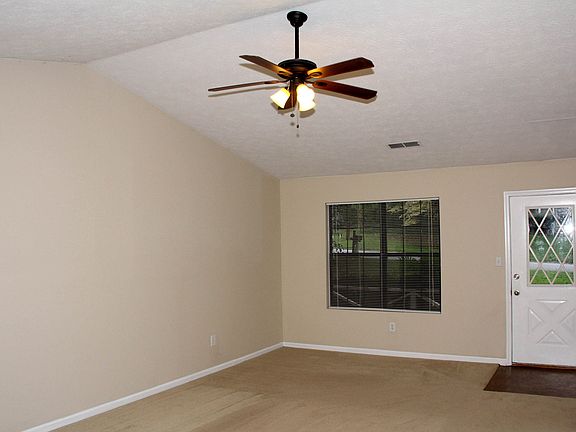 5th image of 3909 Landress Way