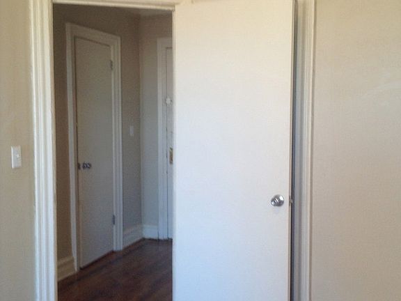 3rd image of 566 Parkside Ave APT 10A