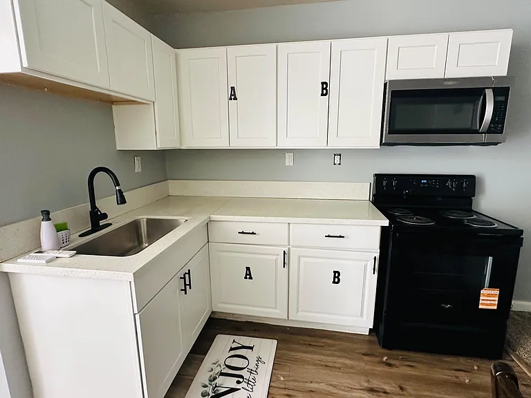 El Segundo Avenue Casita — Photo 9