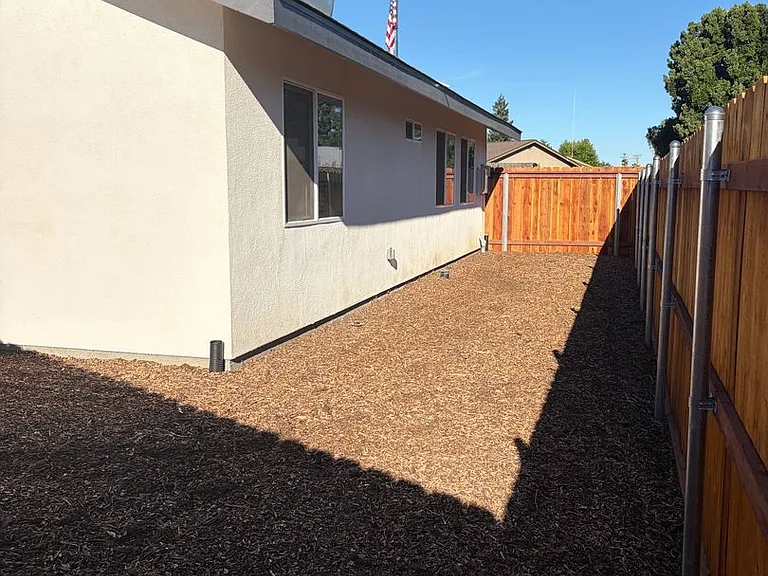 3143 Stern Way — Photo 14