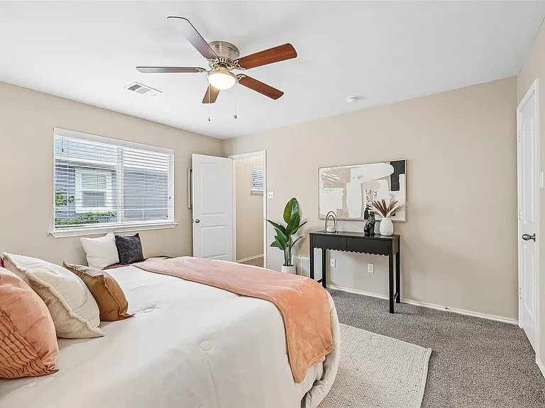 1808 Enchanted Rock Dr — Photo 18