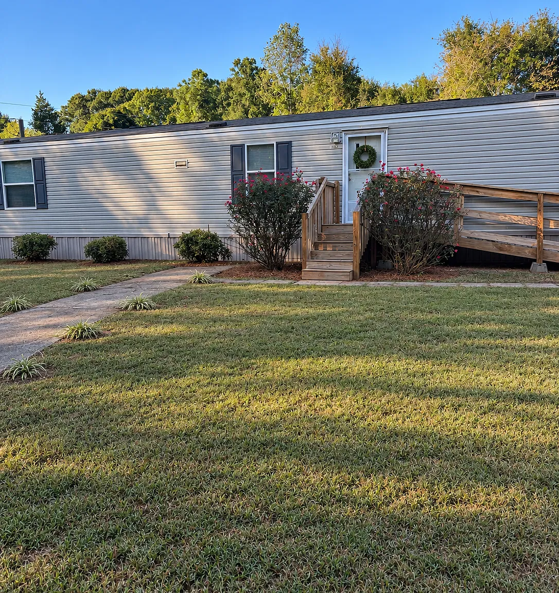 3 bed, $1,550 — Photo 2